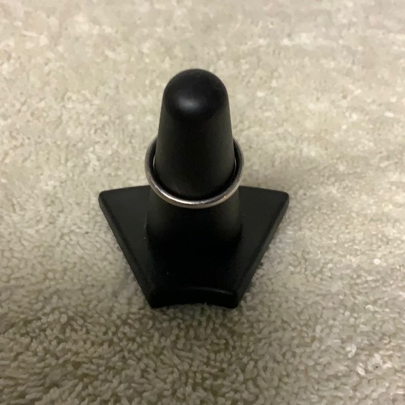 Tiffany&Co Elsa Peretti Curved Platinum and Diamond Ring (sz 5.25) - Picture 3 of 7